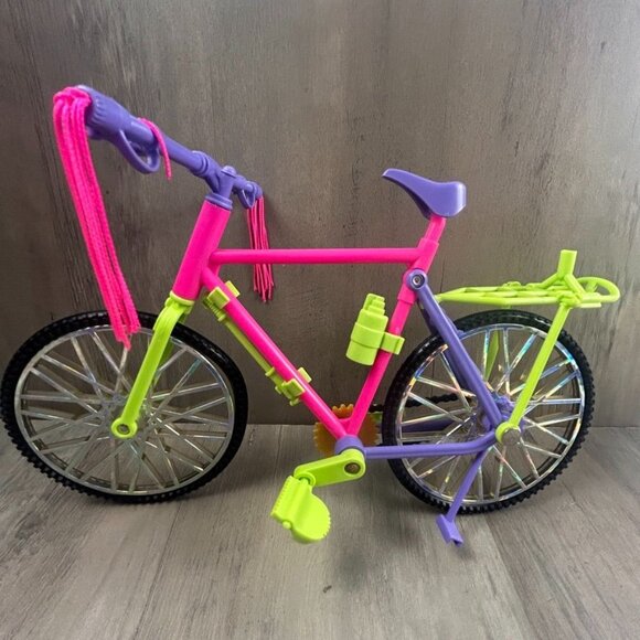1993 Bicycling Barbie Set Vintage Neon Athletic Bike Mattel - READ - Picture 2 of 8